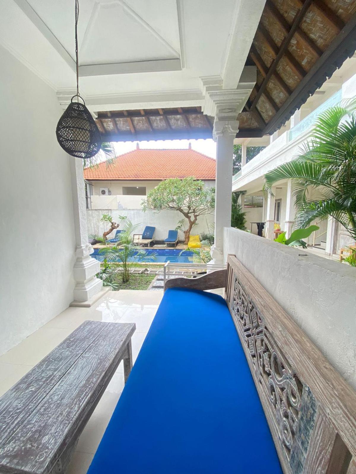 אמד Adore Guesthouse מראה חיצוני תמונה