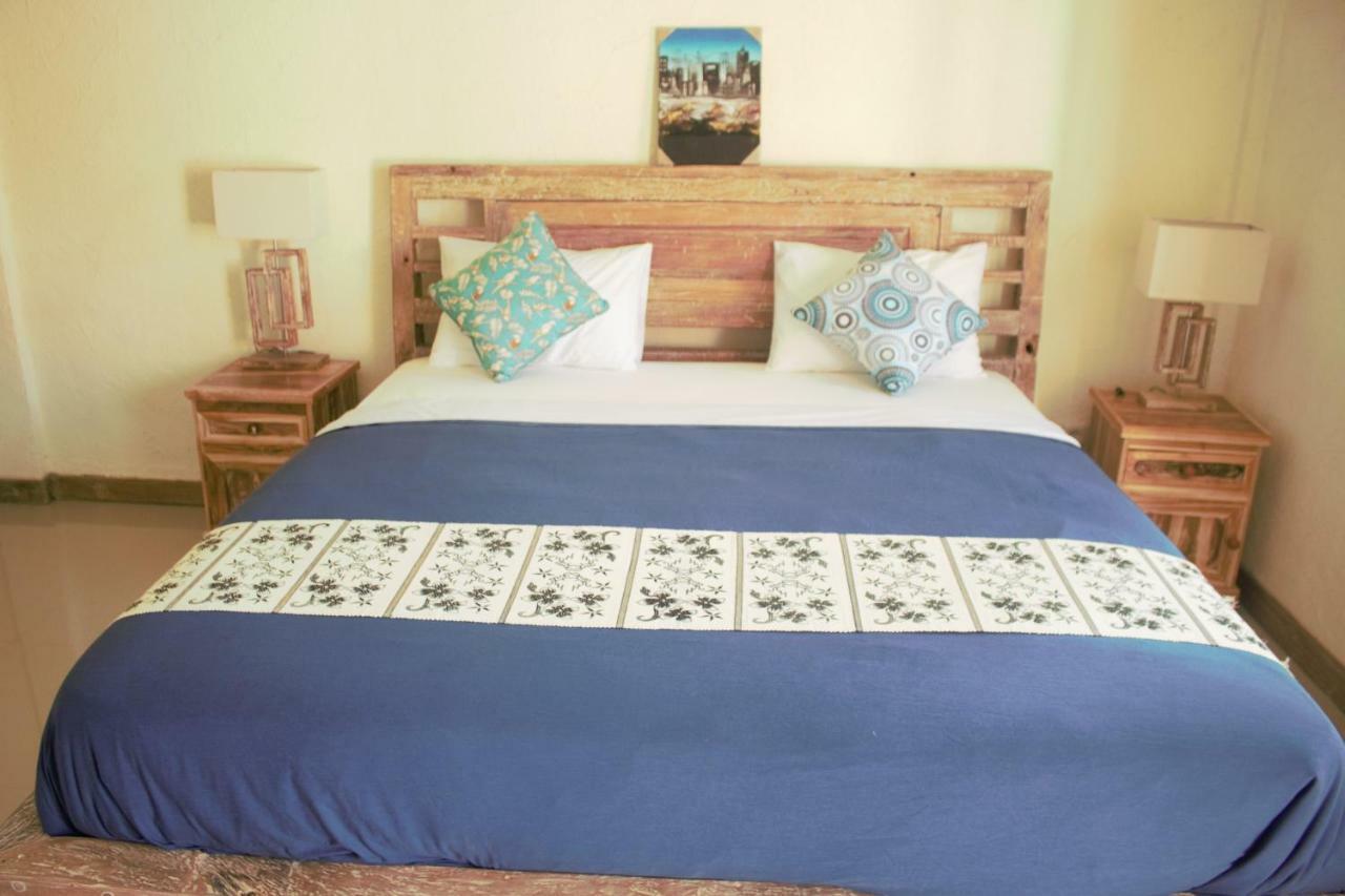 אמד Adore Guesthouse מראה חיצוני תמונה